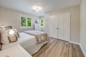 Interior - Nights on Normandy (Mooresville)