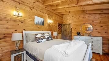 ุงูู
ูุดุฃุฉ ู
ู ุงูุฏุงุฎู