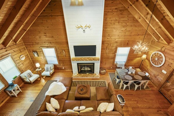 Chalet (3 Bedrooms) | Interior