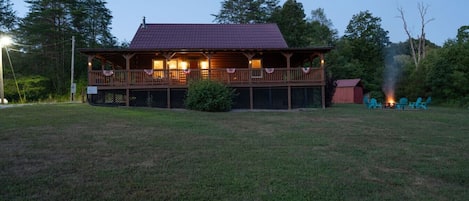Chalet (3 Bedrooms) | Front of property