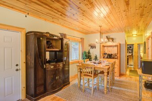 Interior - Muley Hollow (Island Park)