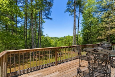 Wifi - Pet Friendly - Secluded Knotty By Nature