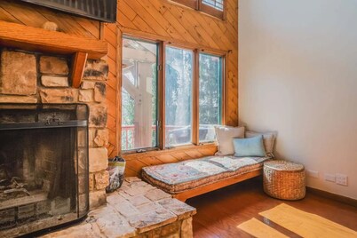 Monthly or Seasonal Large Petite Lake 44 Lakehouse Retreat With Private Pier and Hot Tub Secluded Deep in the Woods