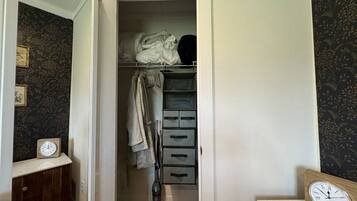 Cottage (1 Bedroom) | Interior