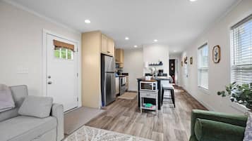 Cottage (1 Bedroom) | Interior