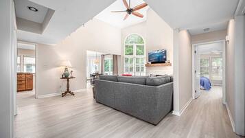 Casa (2 Bedrooms) | Interior