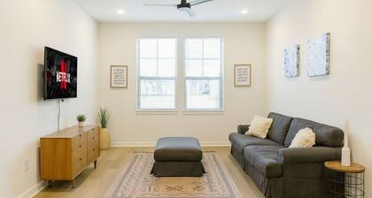 Stunning, A+location, Workerfriendly, Washer, Pool