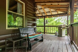 Chalet (2 Bedrooms) | Interior