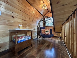 Interior - Wifi & Hot Tub, Large Family - Climb On in Rrg! (Rogers)