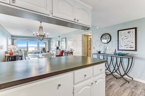 Interior - N1 Amelia South (Fernandina Beach)