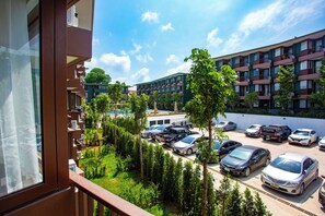 Gambar tidak terklasifikasi, 3 dari 19, tombol