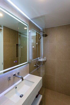 コンドミニアム バルコニー