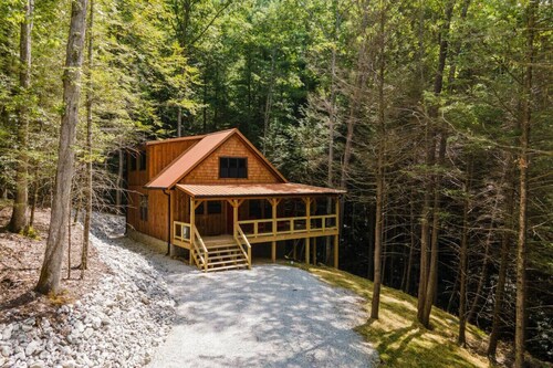 Hot Tub & Wifi - Angel's View - Red River Gorge KY