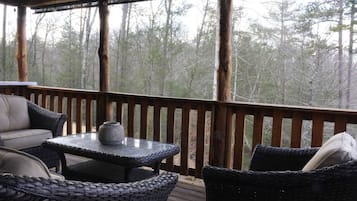 Chalet (4 Bedrooms) | Interior
