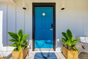 Interior - Sea La Vie Villa 3BD Beach Retreat Fence Yard (North Myrtle Beach)
