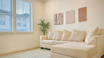 Apartment (1 Bedroom) | Front of property