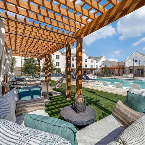 Workerfriendly,washer/dryer, Gym,pool, A+ Location