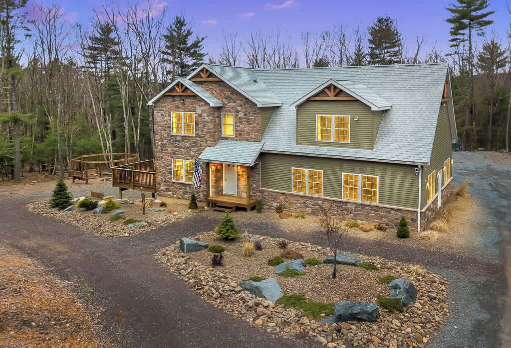 House (6 Bedrooms) | Interior
