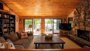 Interior - Lakefront Hot Tub Canoes Game Room Wood FP (Gouldsboro)
