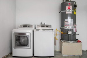 House (3 Bedrooms) | Interior - Marbella Lane - Serene & Spacious 3BR Haven (West Covina)