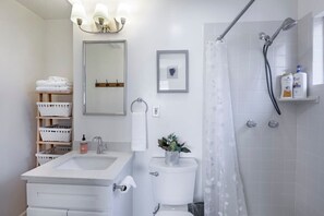House (3 Bedrooms) | Interior - @ Marbella Lane - Seaside Retreat Laundry + P (Half Moon Bay)