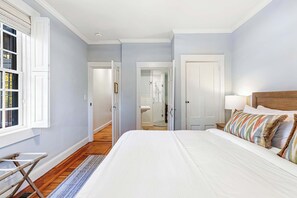 Interior - The Royce on Spring - High-end Family Getaway in Newport (Newport)