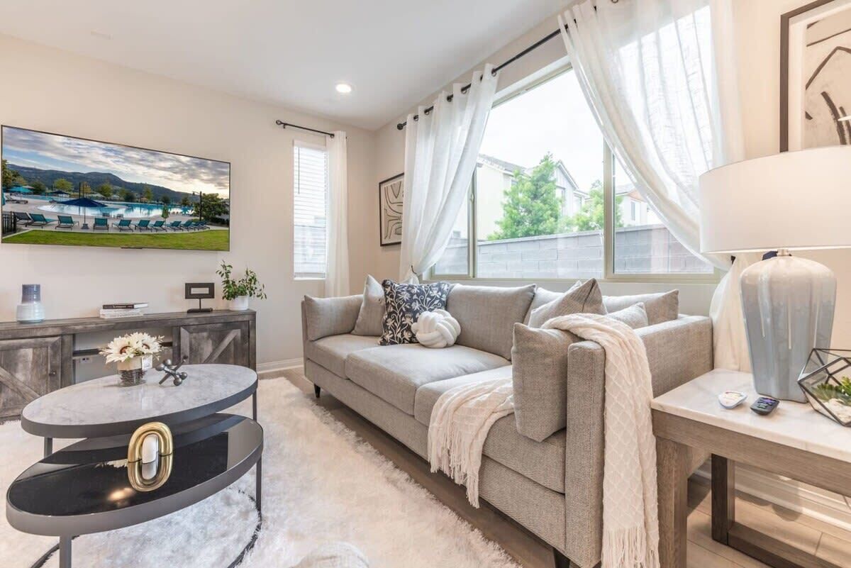 House (5 Bedrooms) | Interior