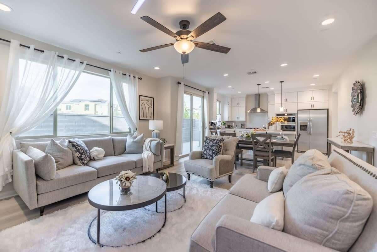 House (5 Bedrooms) | Interior