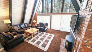 Interior - Trapper 11 (Bend)