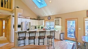 Interior - Mcnary 20 (Bend)