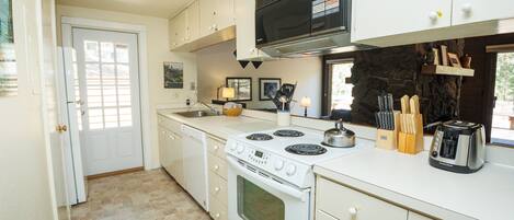 Maison (3 Bedrooms) | Cuisine privée