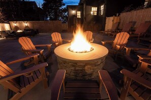 Interior - Sanctuary Suite at The Royce, Newport (Newport)