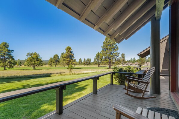 Interior - Mt Bachelor Retreat - 221 (Bend)