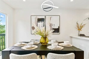 Interior - Marbella Lane - Stylish 4BR w Revitalizing View (Pacifica)
