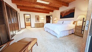 House (3 Bedrooms) | Interior - Goldfinch 3 (Bend)