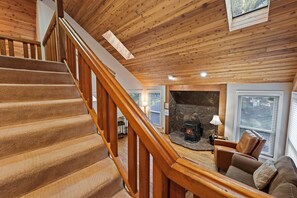 Interior - Sequoia 14 (Bend)