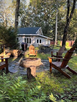 Interior - Woodside Cabin in Delaware Water Gap (Dingmans Ferry)