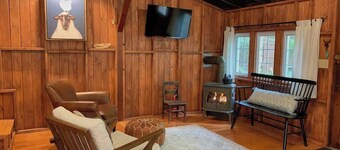 Woodside Cabin in Delaware Water Gap