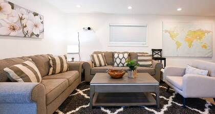 Marbella Lane - Exquisite Home 3BR