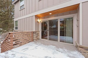 Interior - Presidio Park (Redmond)