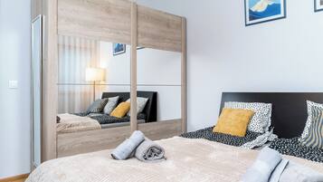 2 chambres, fer et planche Ă repasser, Wi-Fi, draps fournis