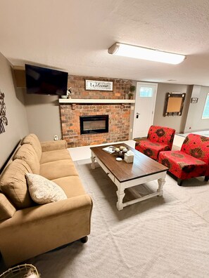 Televisie en een open haard