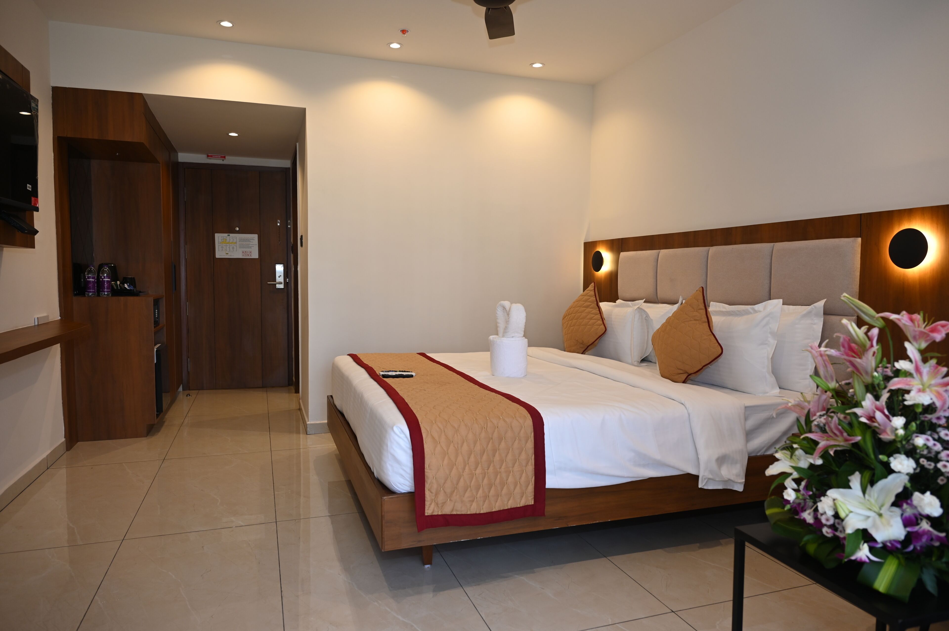Studio Suite, Balcony, City View | In-room safe, rollaway beds, free WiFi, bed sheets