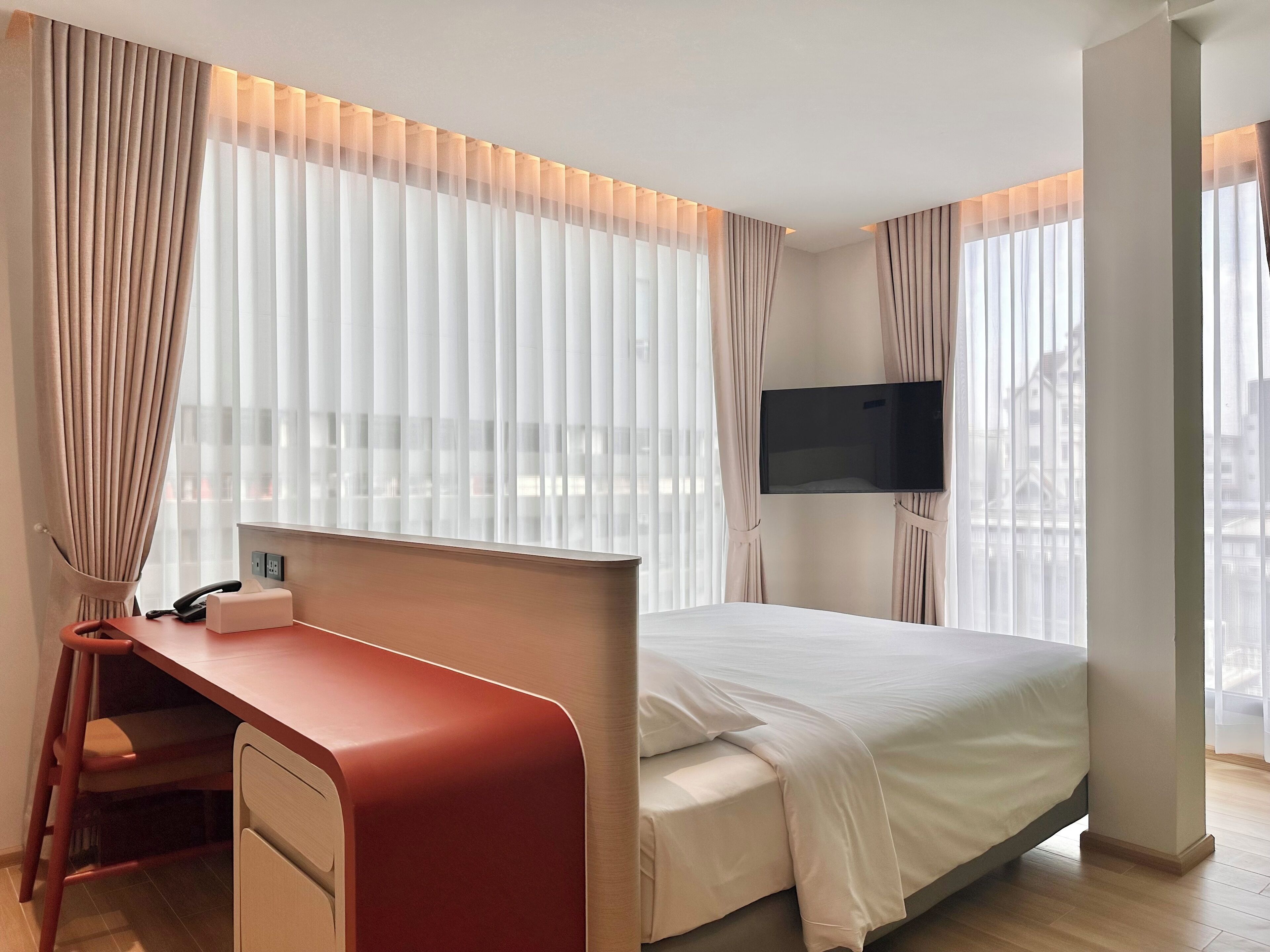 Deluxe Room | Free WiFi