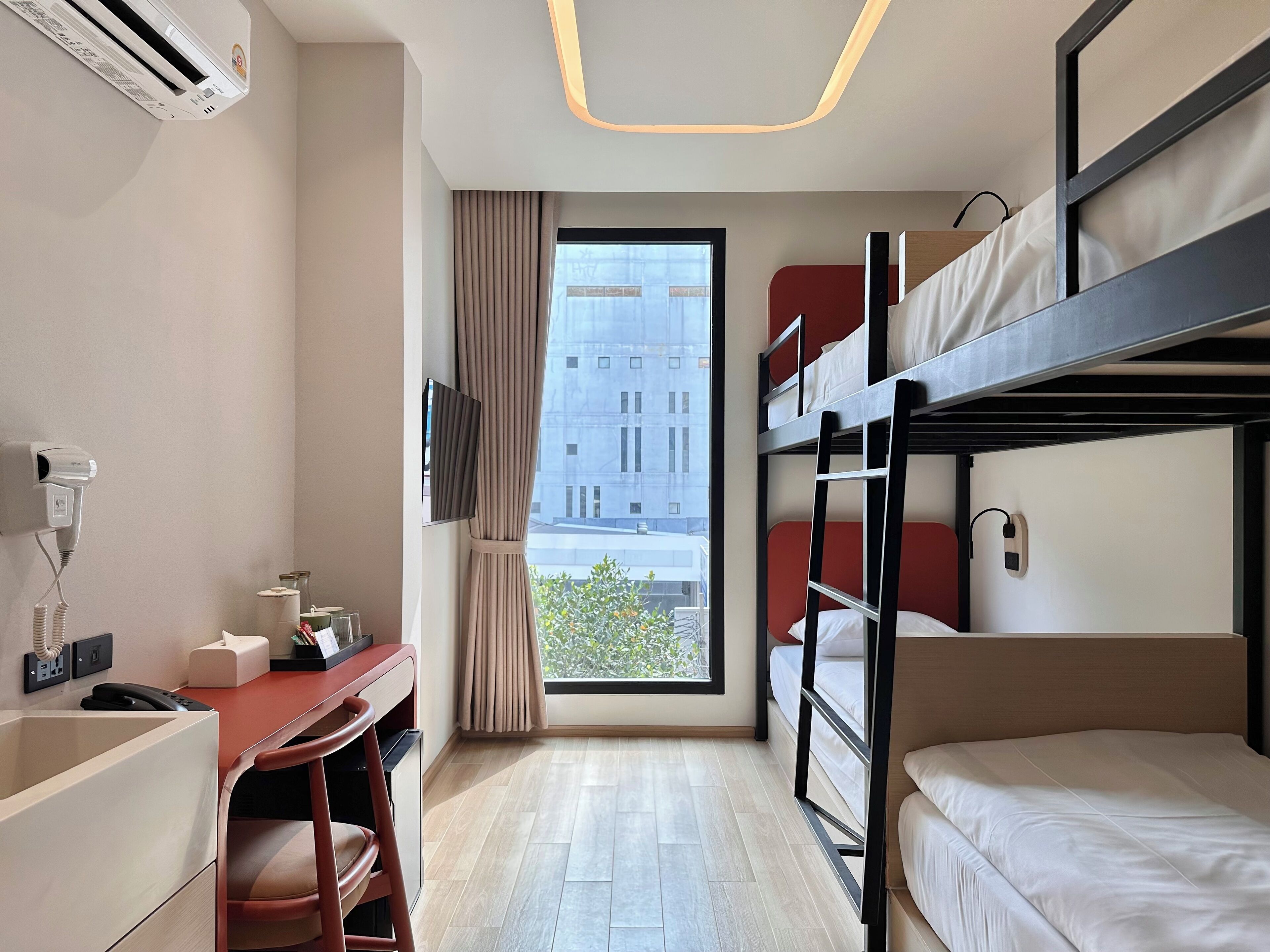 Economy Quadruple Room | Free WiFi