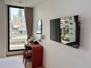 Standard Room, 1 Queen Bed | Free WiFi - Jace Siam hotel (Krung Thep Maha Nakhon)