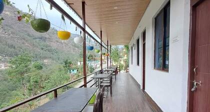 Kedar Chaukhamba Homestay