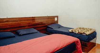 Kedar Chaukhamba Homestay