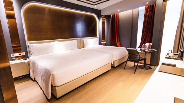 高级三人房, 城市景观