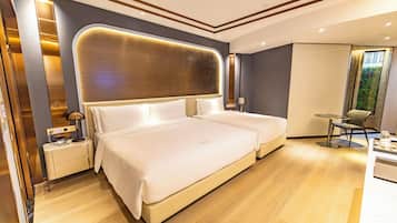 Superior Triple Room, City View | Desk, free WiFi